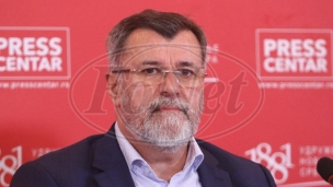 Bez zavisiti od politike